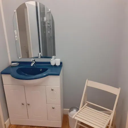 Des Cordeliers Bed and Breakfast Γκρανβίλ