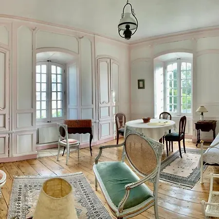 Des Cordeliers Bed and Breakfast *